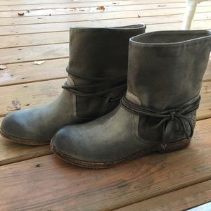patricia nash sabbia boots